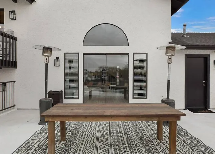 Lux Fun Zone - Sleeps 16 Ferienhaus *