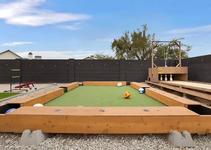 Lux Fun Zone - Sleeps 16 Mesa