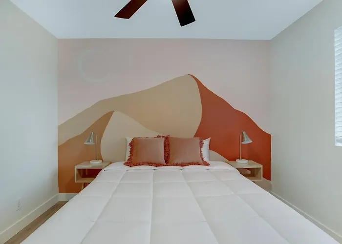 Lux Fun Zone - Sleeps 16 Ferienhaus *