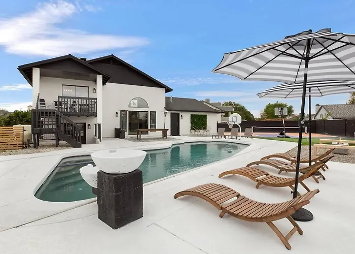 Lux Fun Zone - Sleeps 16 Ferienhaus Mesa