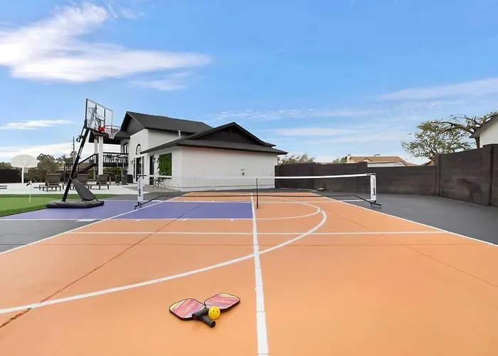 Lux Fun Zone - Sleeps 16 * Mesa