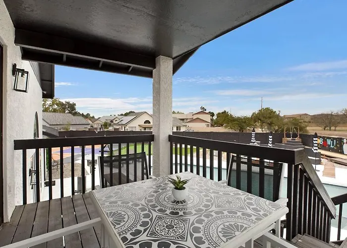 Lux Fun Zone - Sleeps 16 * Mesa
